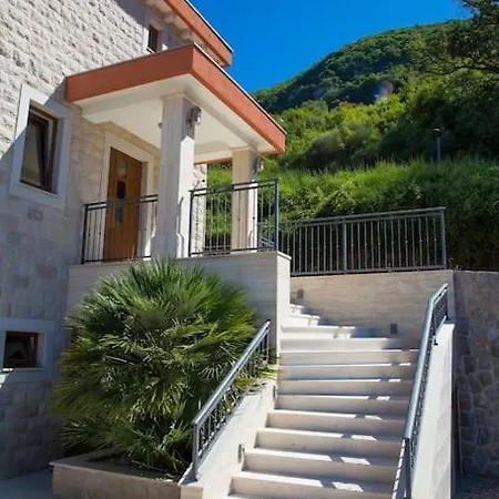 Vila Gradina *
