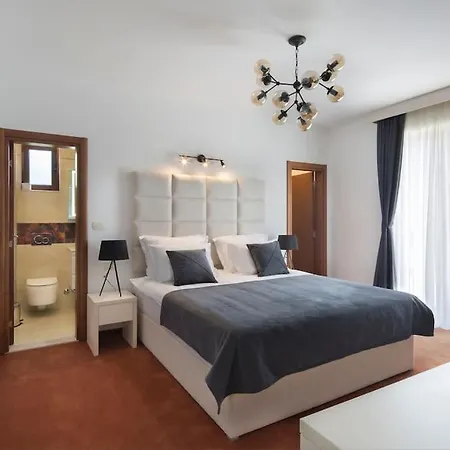 Вилла Gradina